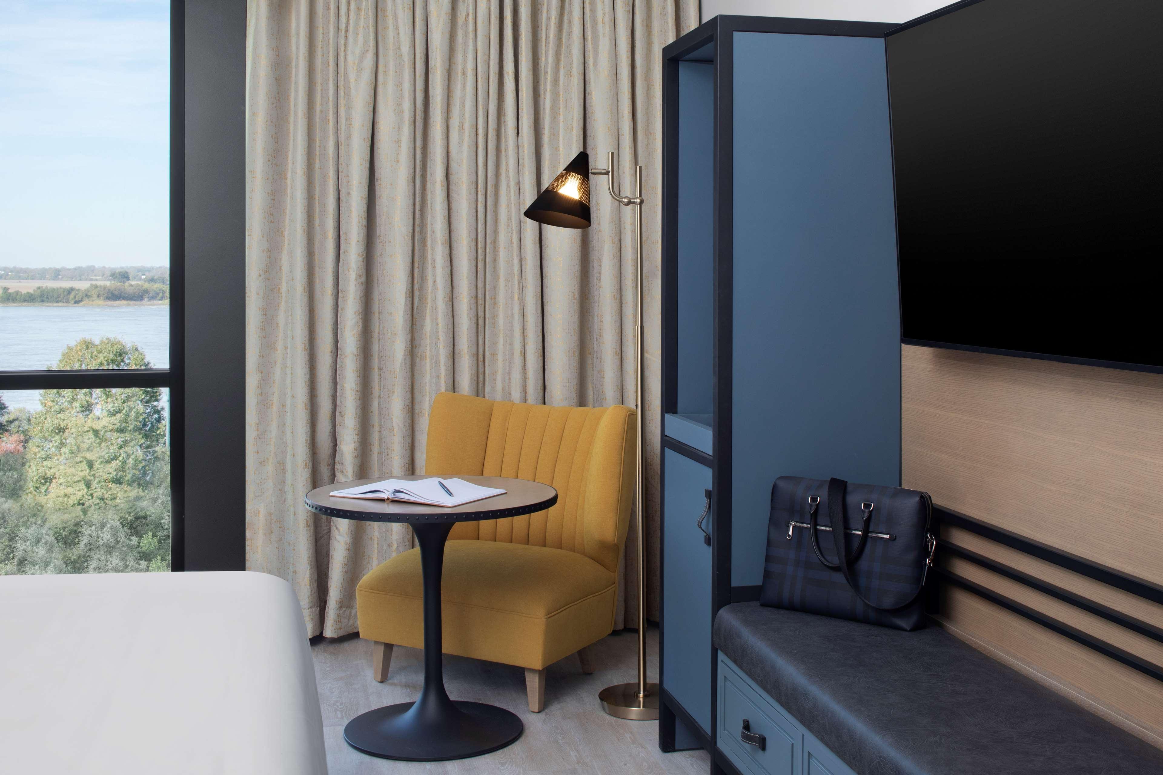 Hyatt Centric Beale Street 4*