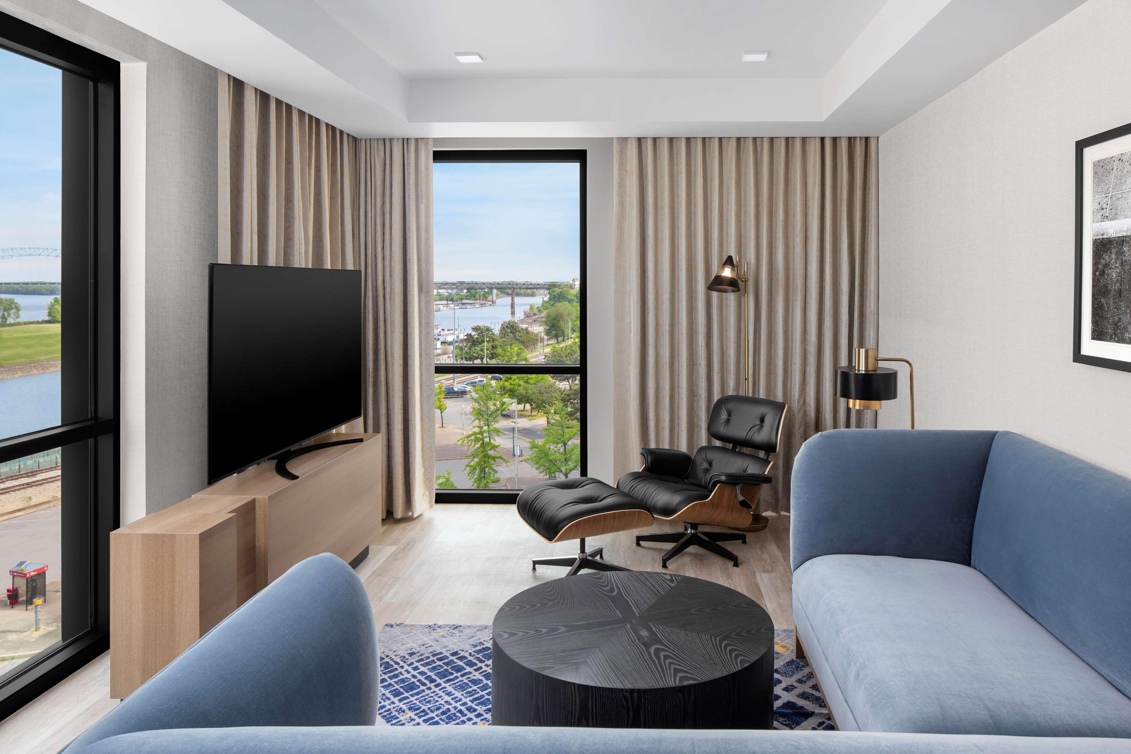 Hyatt Centric Beale Street Hotel 4*