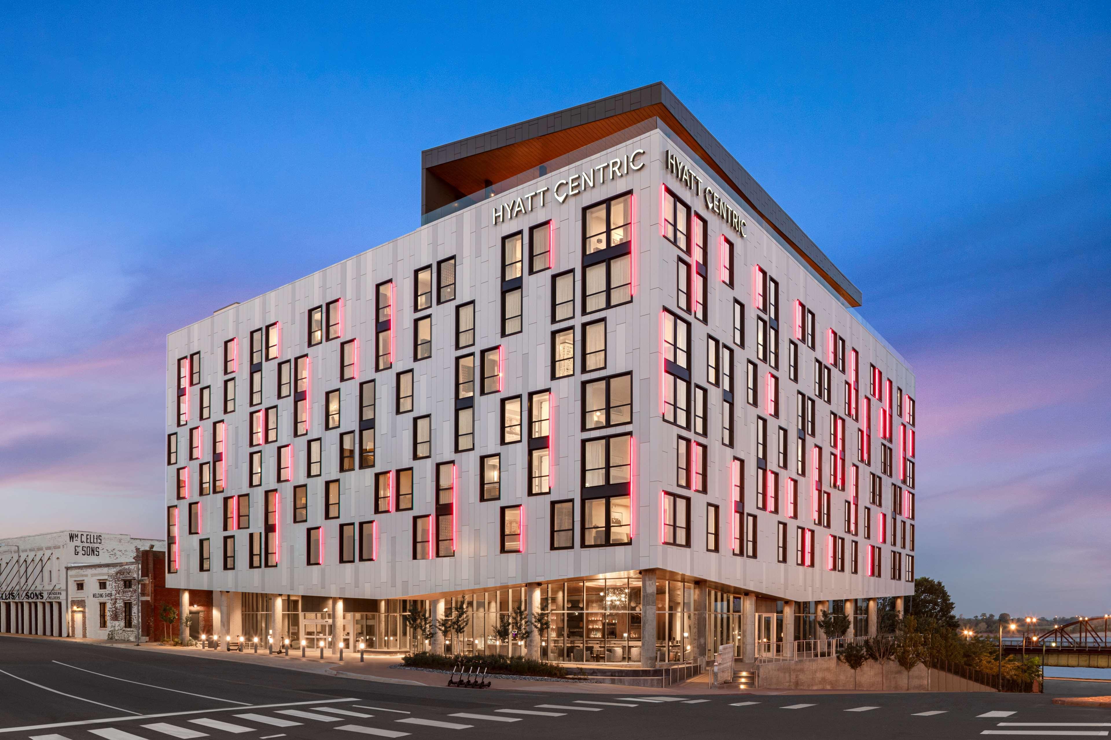 Hyatt Centric Beale Street 4*
