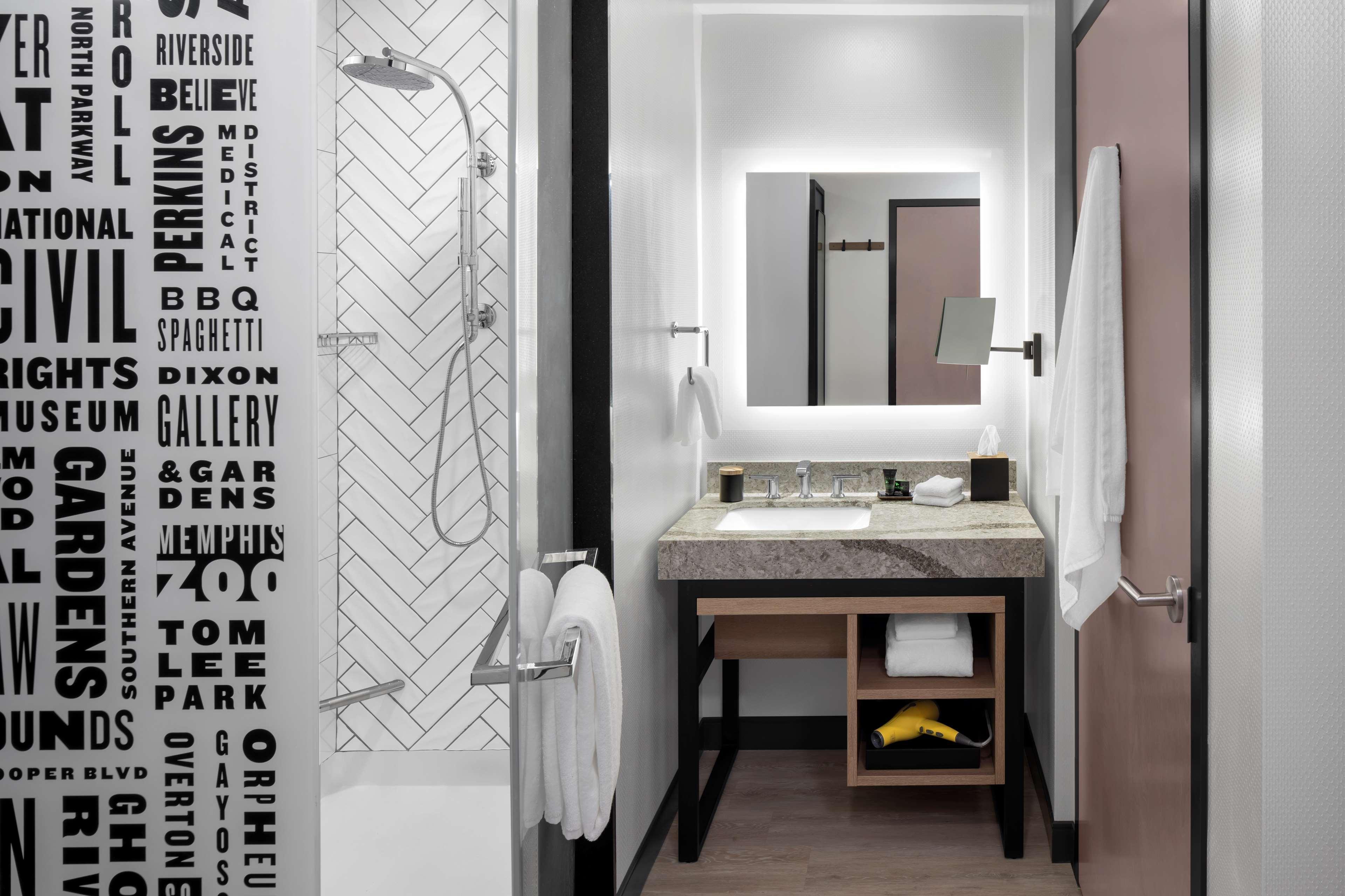 Hyatt Centric Beale Street 4*